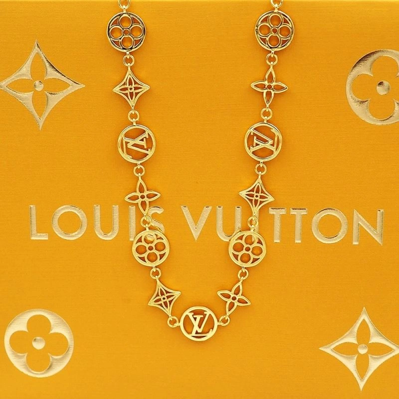 Louis Vuitton Necklaces Unique 250542
