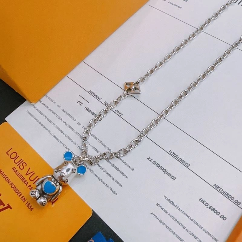 Supportive Louis Vuitton Necklaces 250539