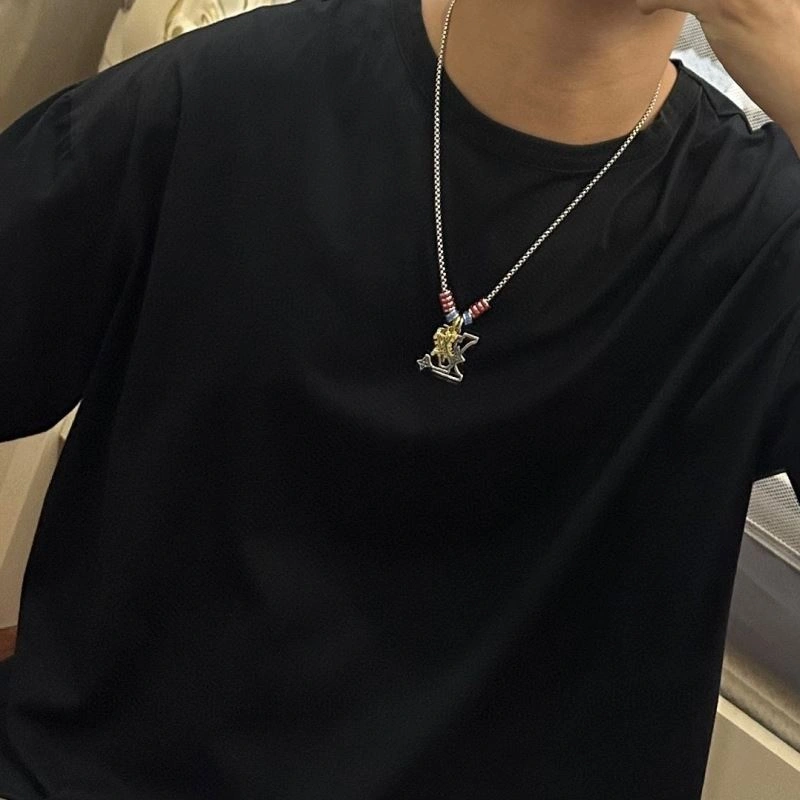 Breathable Louis Vuitton Necklaces 250541
