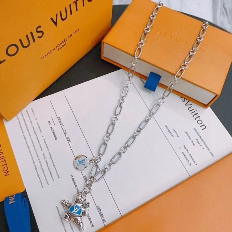 Louis Vuitton Necklaces RelaxedFit 250560