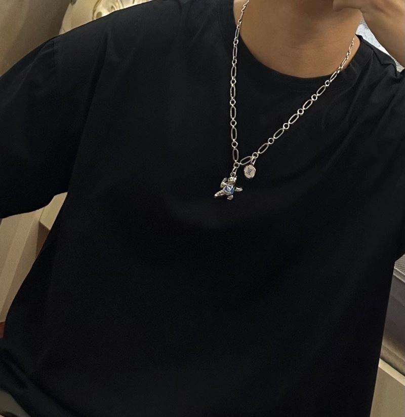 Louis Vuitton Necklaces RelaxedFit 250560