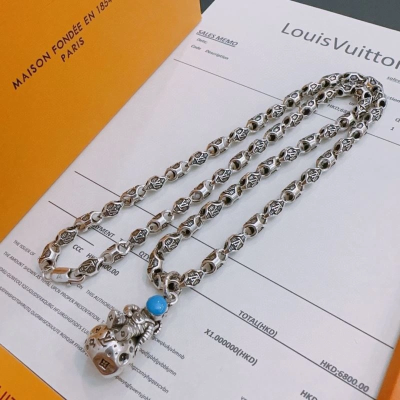Louis Vuitton Necklaces SoftTouch 250551