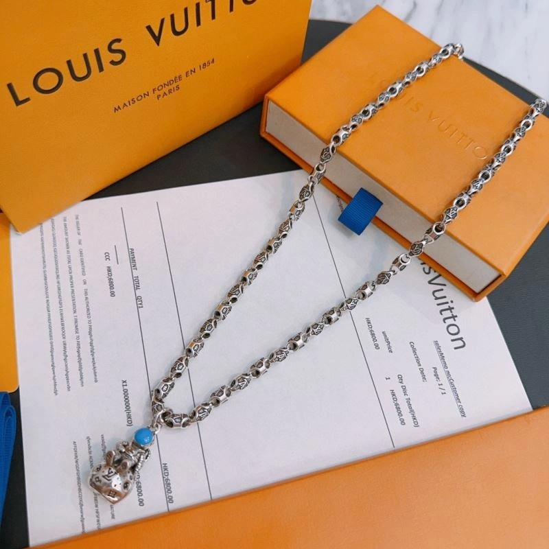 Louis Vuitton Necklaces SoftTouch 250551