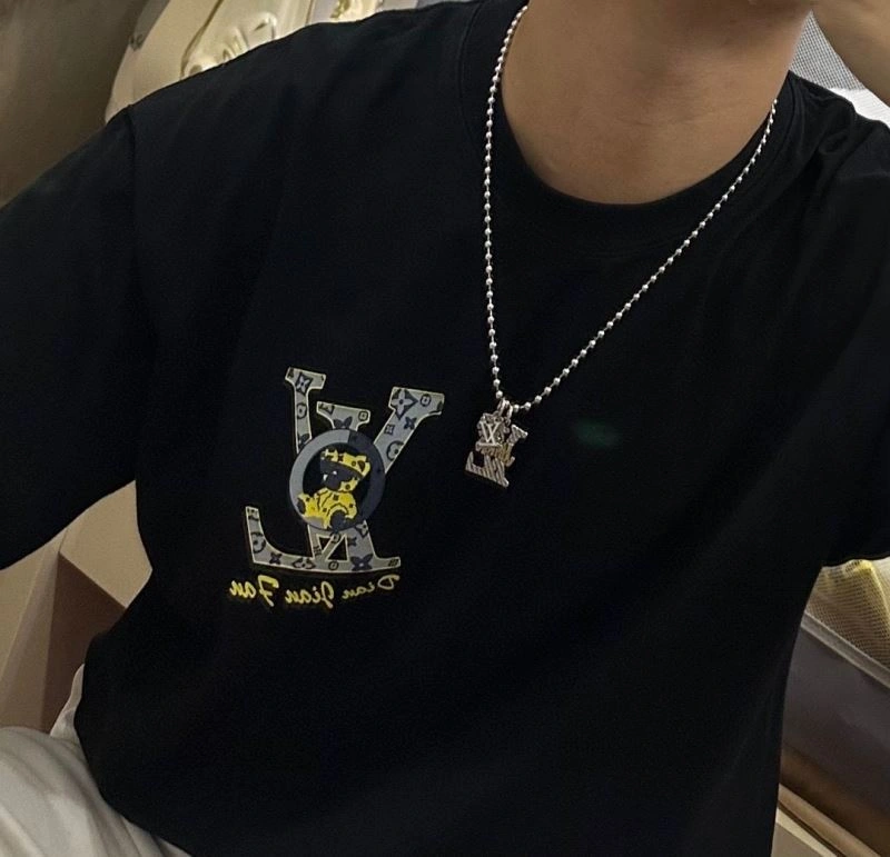 Louis Vuitton Necklaces EasyCare 250550