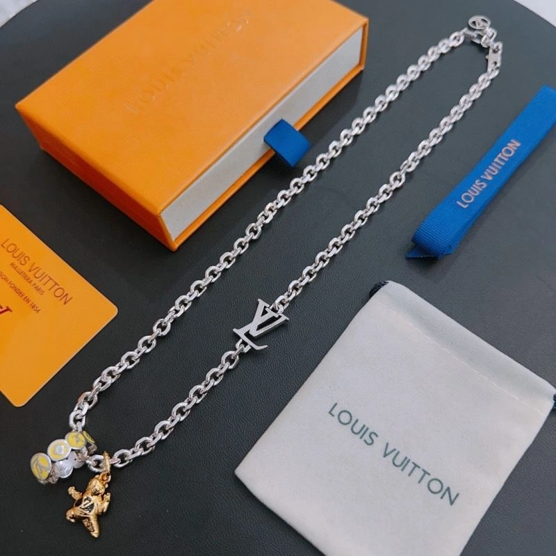 Louis Vuitton Necklaces Packable 250536