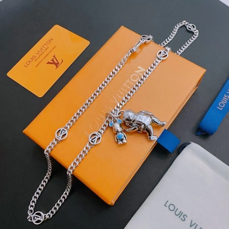 Louis Vuitton Necklaces Upgraded 250533