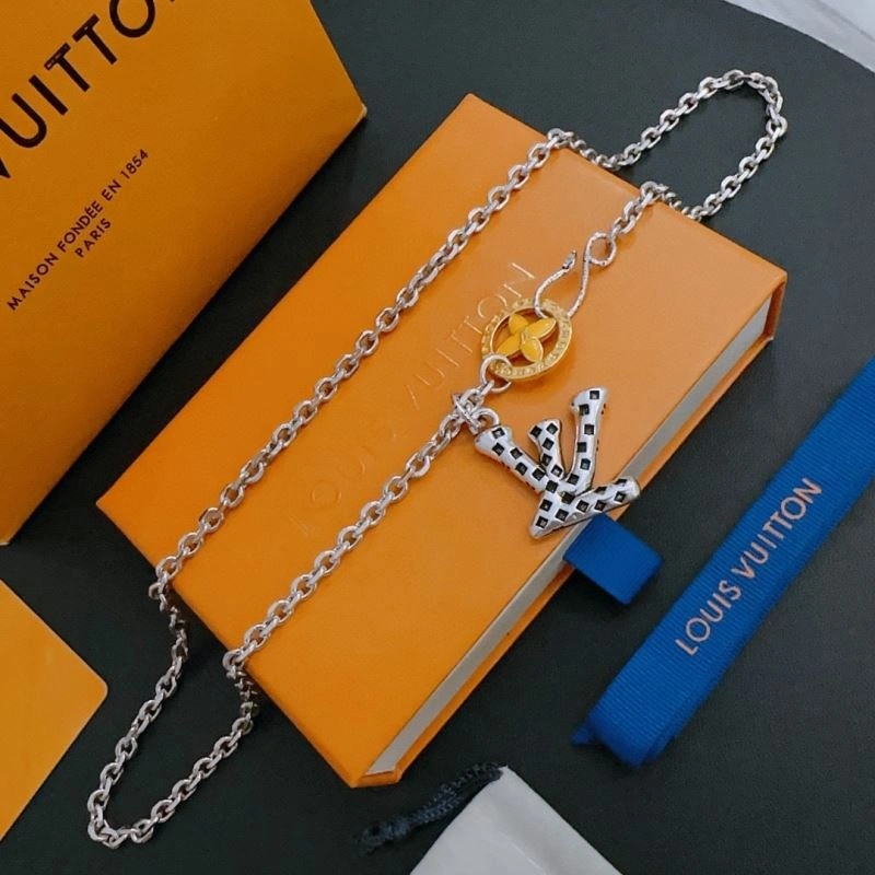 Louis Vuitton Necklaces ZeroBulk 250527