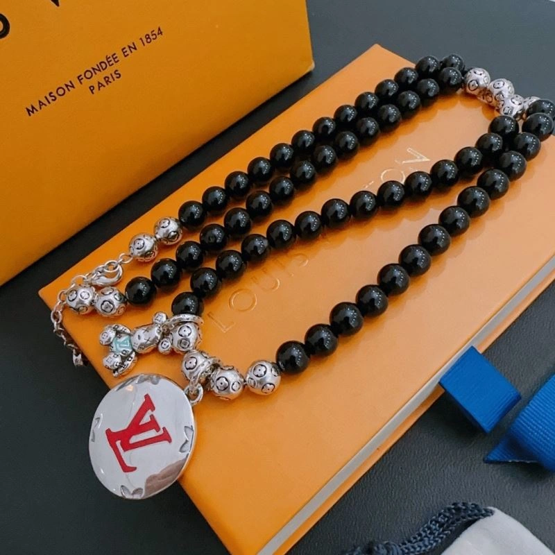 Compact Louis Vuitton Necklaces 250526