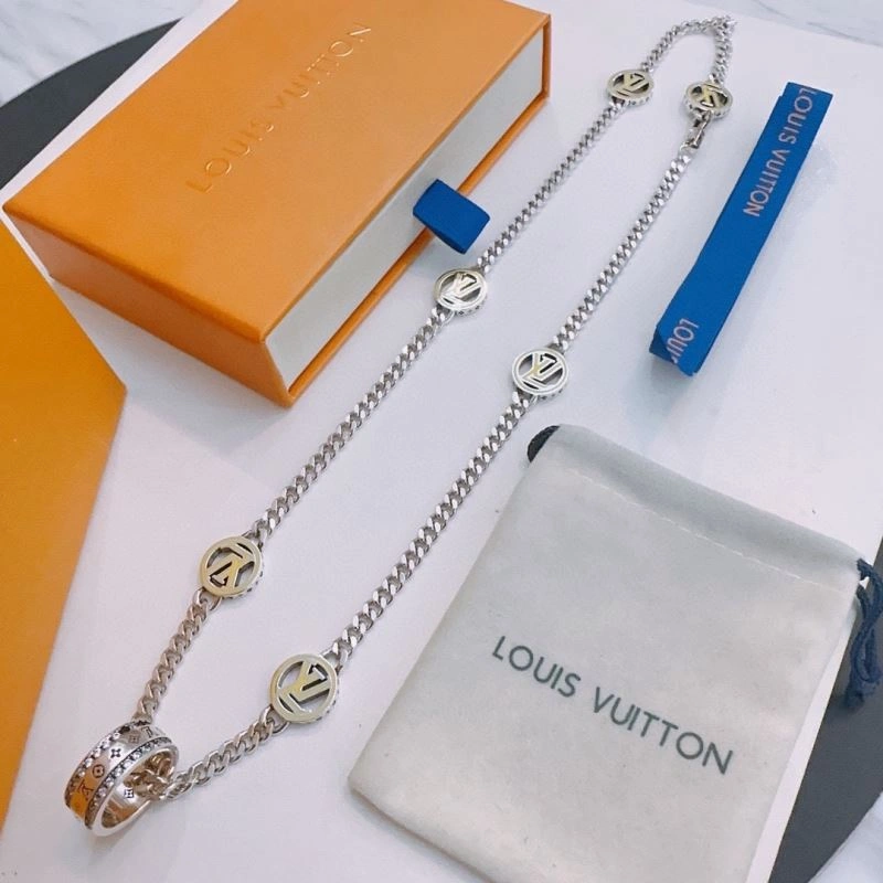 Louis Vuitton Necklaces SunProtective 250520