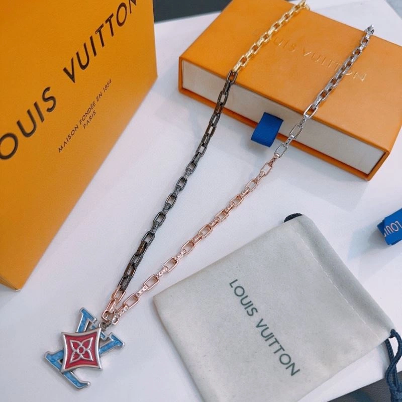 Louis Vuitton Necklaces Seasonal 250505