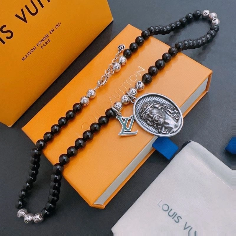 Louis Vuitton Necklaces StreetReady 250504