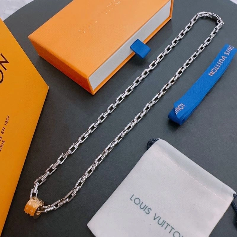 Louis Vuitton Necklaces OnTrend 250508