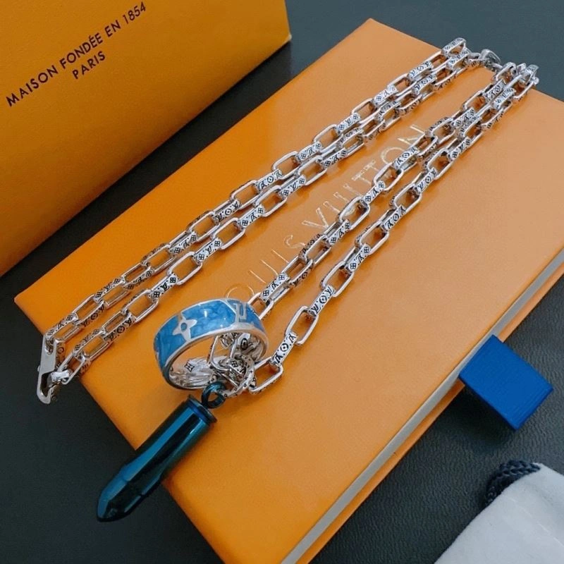 Louis Vuitton Necklaces GoAnywhere 250514