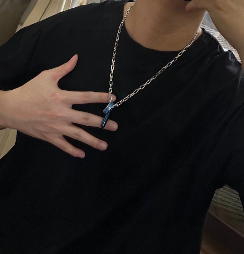 Louis Vuitton Necklaces GoAnywhere 250514
