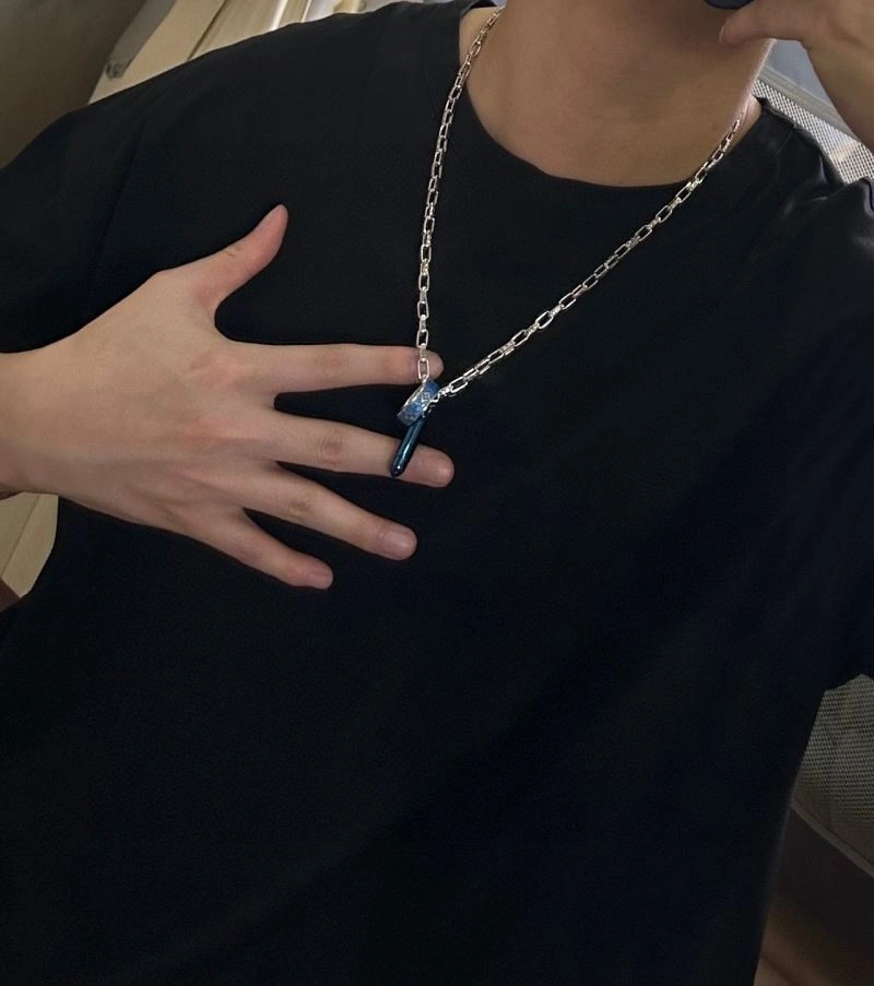 Louis Vuitton Necklaces GoAnywhere 250514