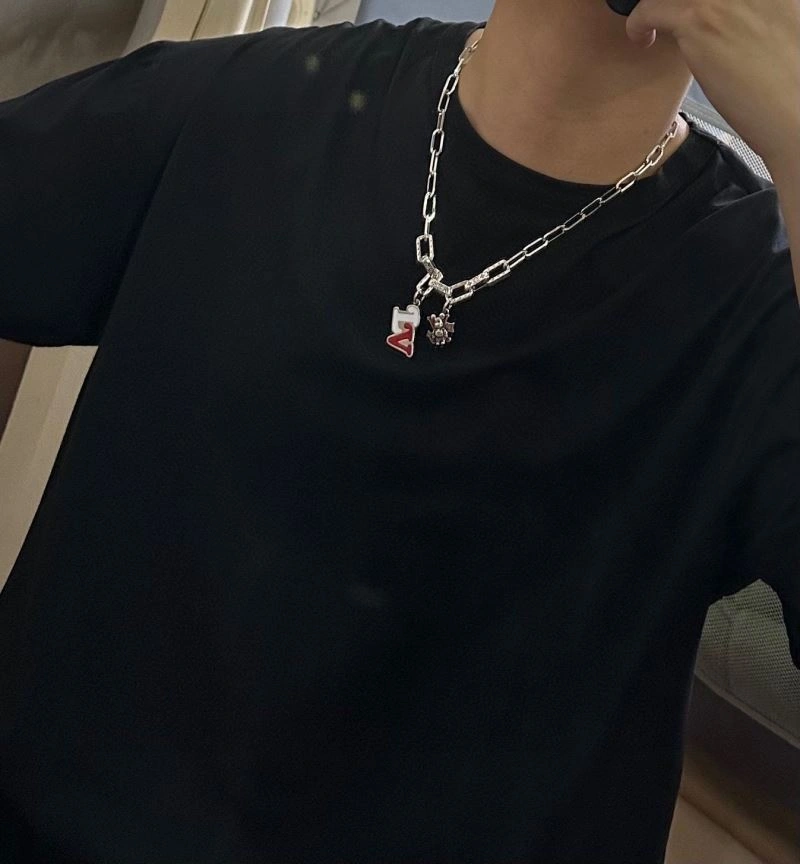 Louis Vuitton Necklaces StreetReady 250517