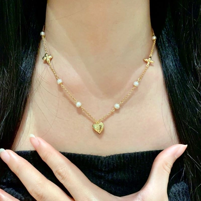 Reliable Louis Vuitton Necklaces 250518