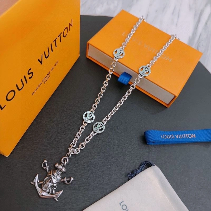Minimalist Louis Vuitton Necklaces 250511