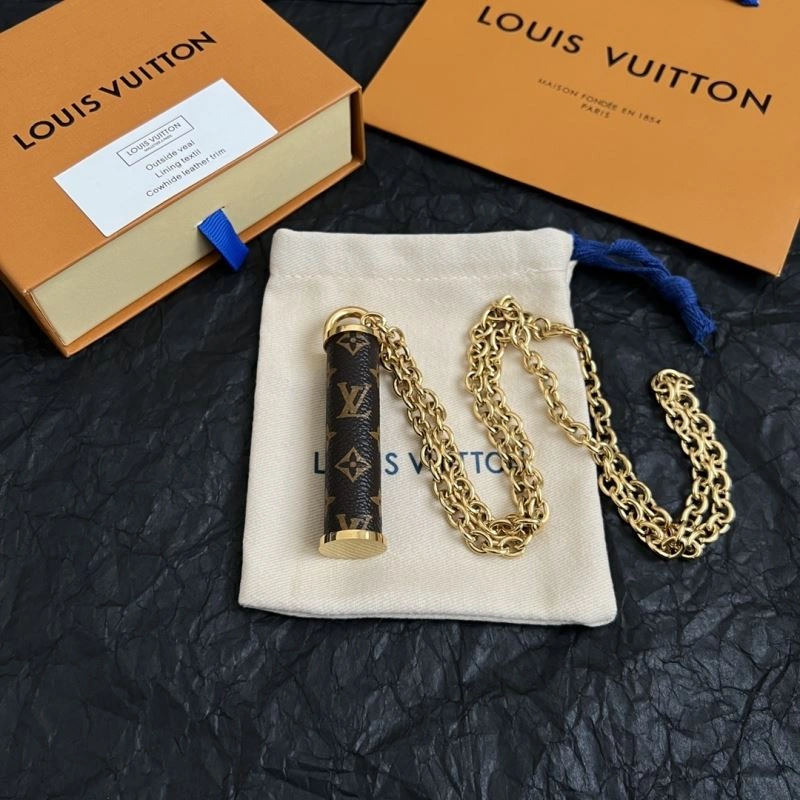 Compact Louis Vuitton Necklaces 250495