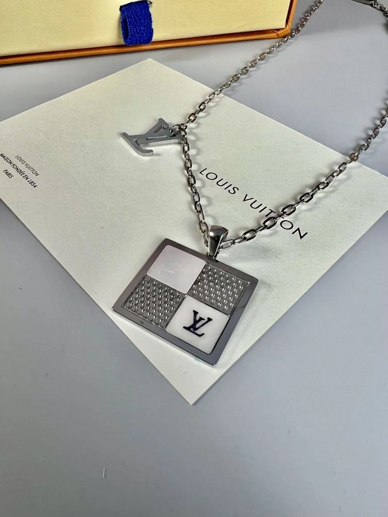 Louis Vuitton Necklaces BestValue 250503