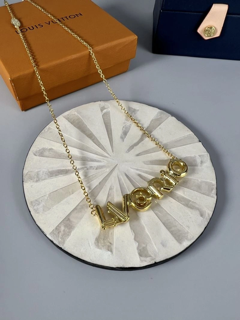 Louis Vuitton Necklaces Versatile 250493
