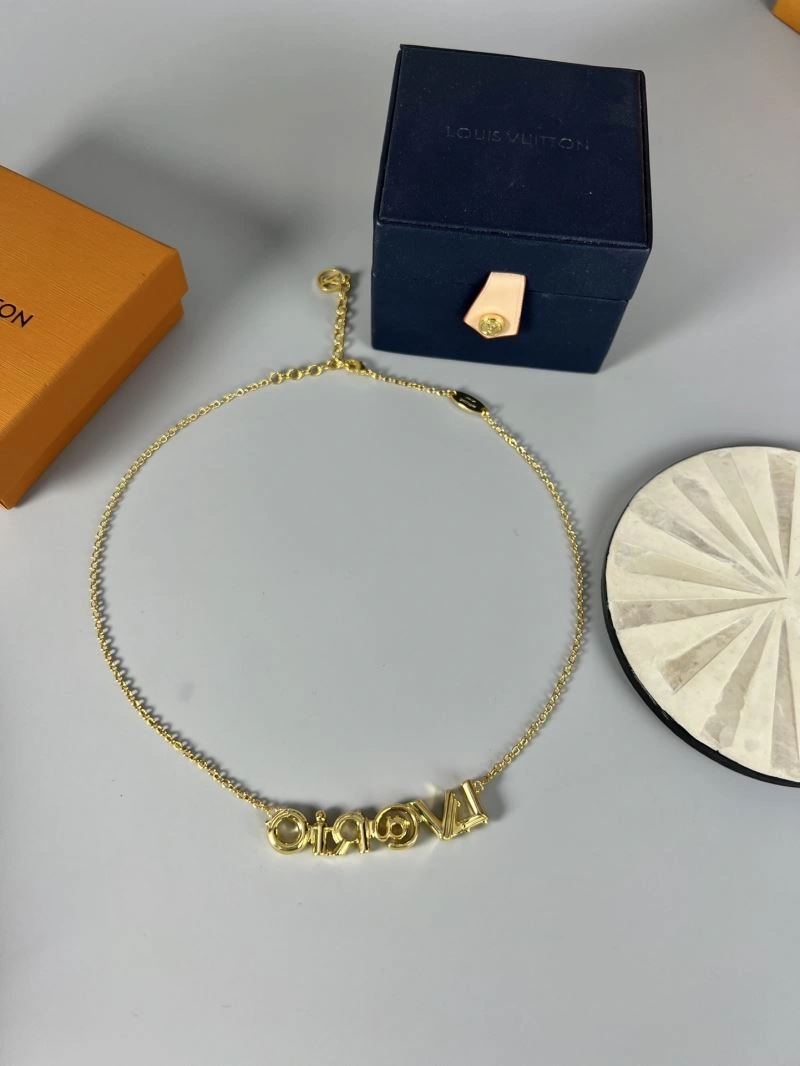 Louis Vuitton Necklaces Versatile 250493