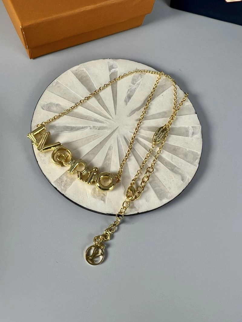 Louis Vuitton Necklaces Versatile 250493