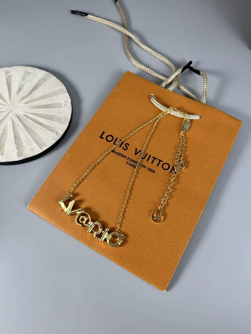 Louis Vuitton Necklaces Versatile 250493