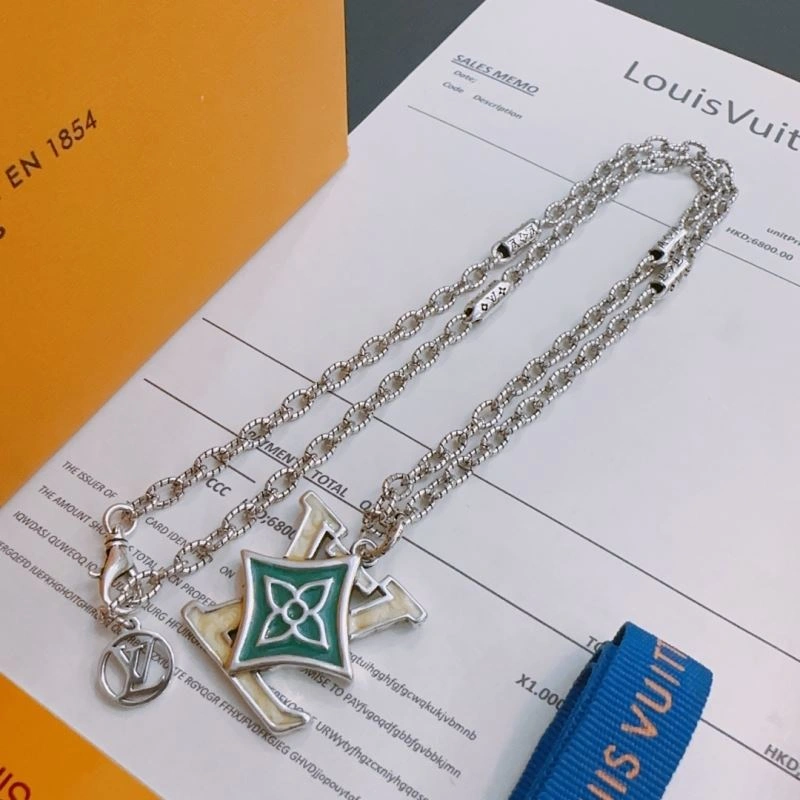 Louis Vuitton Necklaces Lightweight 250490