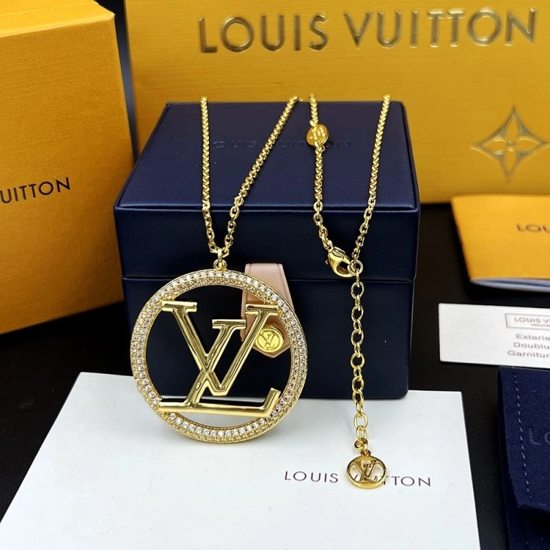Louis Vuitton Necklaces Colorful 250486