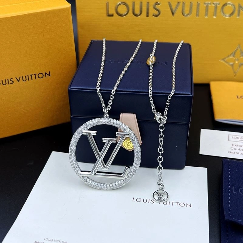 Louis Vuitton Necklaces Modern 250484