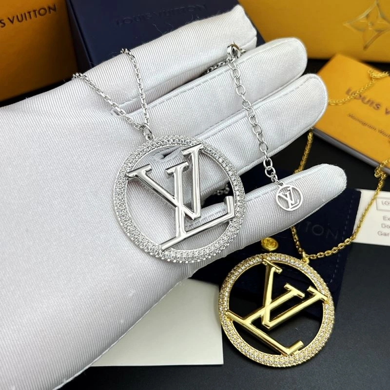 Louis Vuitton Necklaces Modern 250484