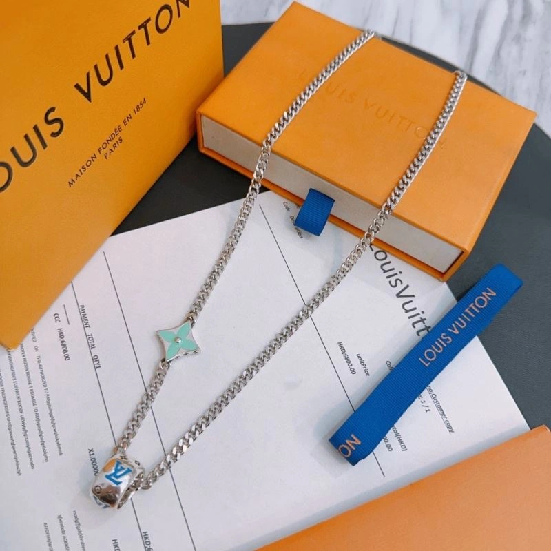 Lightweight Louis Vuitton Necklaces 250483