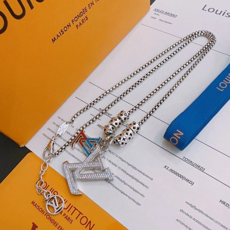 Louis Vuitton Necklaces OnTrend 250482