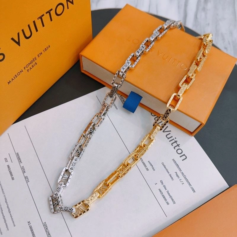 Breathable Louis Vuitton Necklaces 250466
