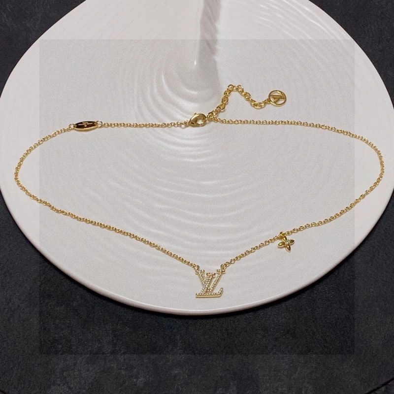 Louis Vuitton Necklaces Sophisticated 250452