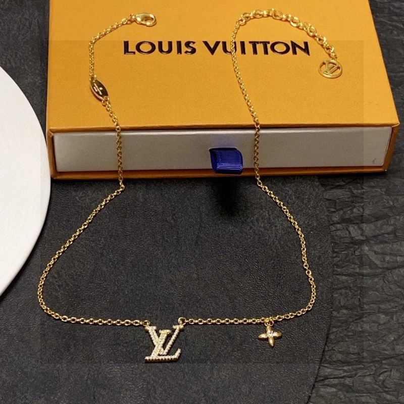 Louis Vuitton Necklaces Sophisticated 250452