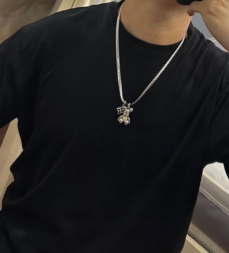 Comfortable Louis Vuitton Necklaces 250448