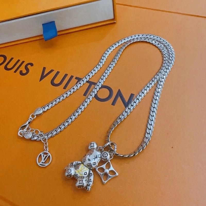 Comfortable Louis Vuitton Necklaces 250448