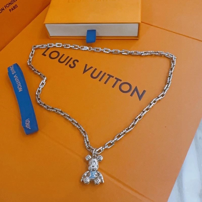 ZipUp Louis Vuitton Necklaces 250461