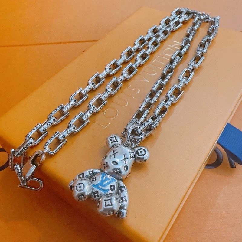 ZipUp Louis Vuitton Necklaces 250461