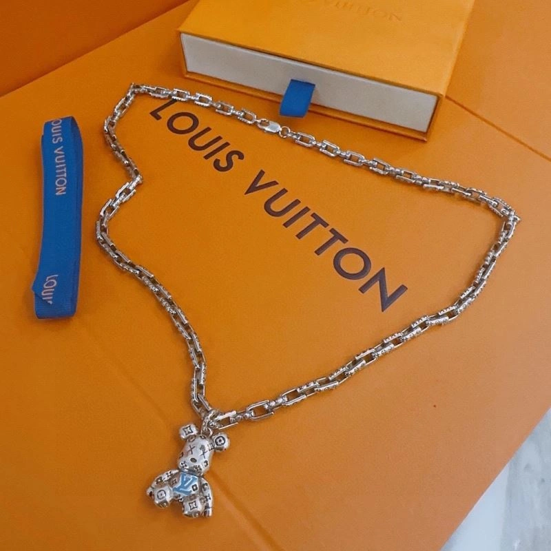 ZipUp Louis Vuitton Necklaces 250461