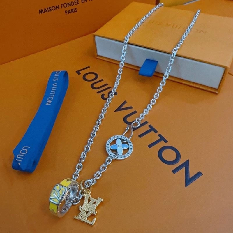 Durable Louis Vuitton Necklaces 250472