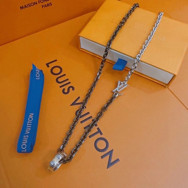 Louis Vuitton Necklaces AllSeason 250477