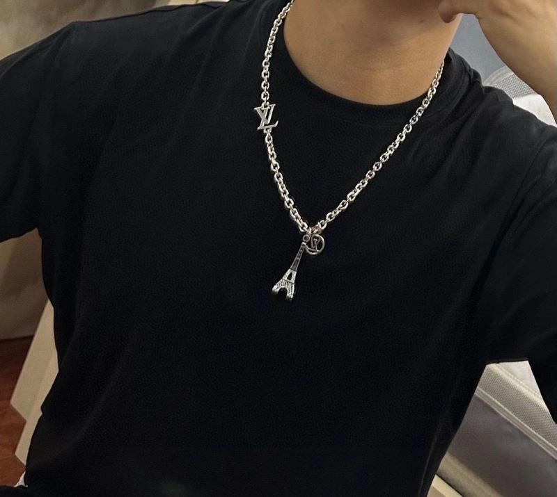 Reliable Louis Vuitton Necklaces 250470