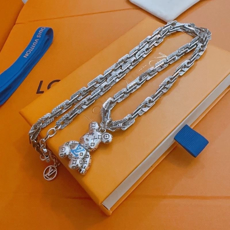 FlexibleFit Louis Vuitton Necklaces 250474