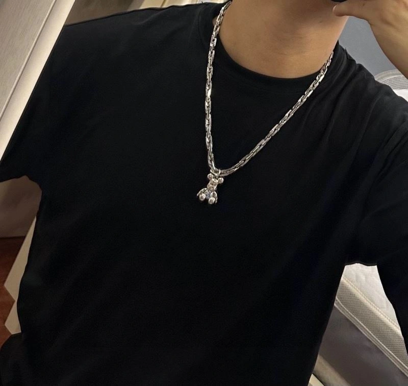 FlexibleFit Louis Vuitton Necklaces 250474