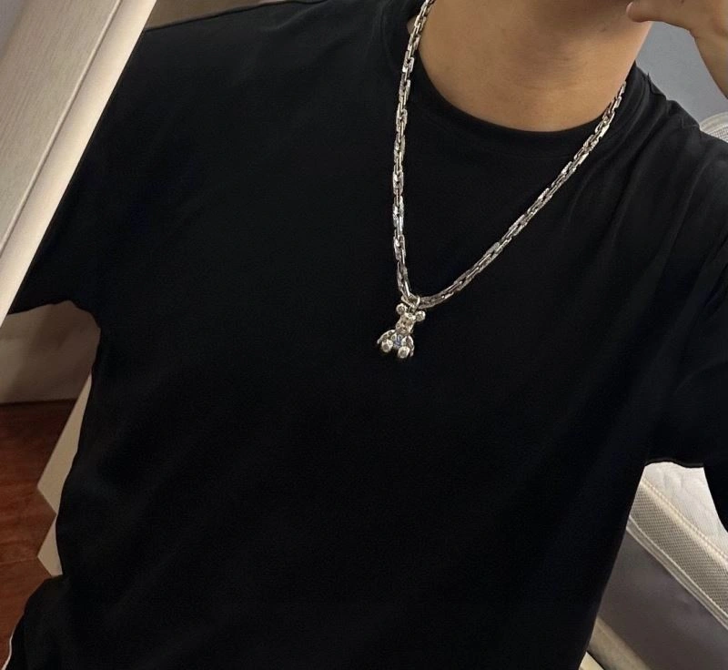 FlexibleFit Louis Vuitton Necklaces 250474