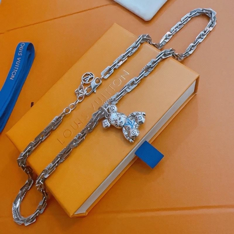 FlexibleFit Louis Vuitton Necklaces 250474