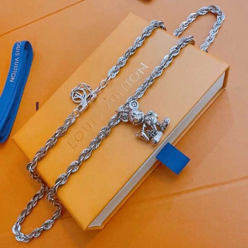 Louis Vuitton Necklaces UrbanStyle 250464